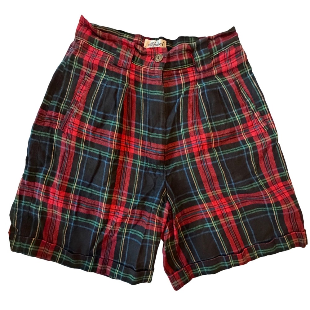 Appraisal Vintage High Waisted Plaid Shorts Red Black Pleated Cuffed Academic 10